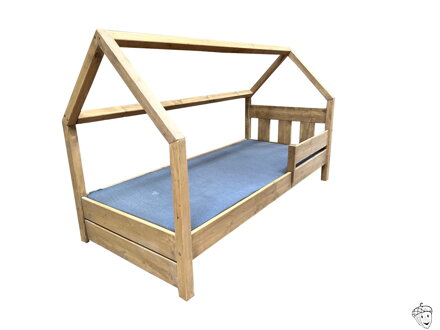 Domečková postel z masivu