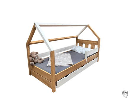 Domečková postel z masivu